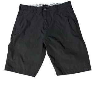 TRUNKS Men's Black Flat-Front Performance Shorts